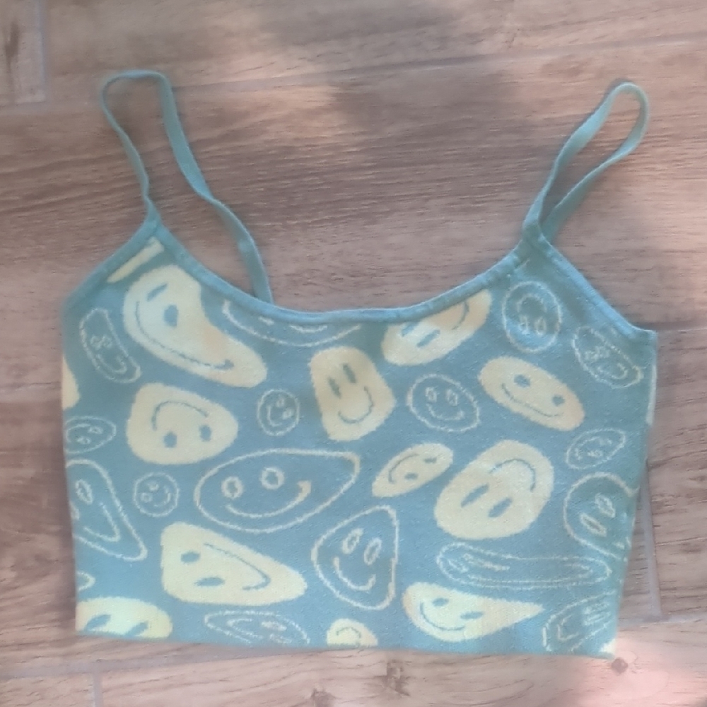 Smiley Face Knit Crop Tank - Aqua & Pale Yellow